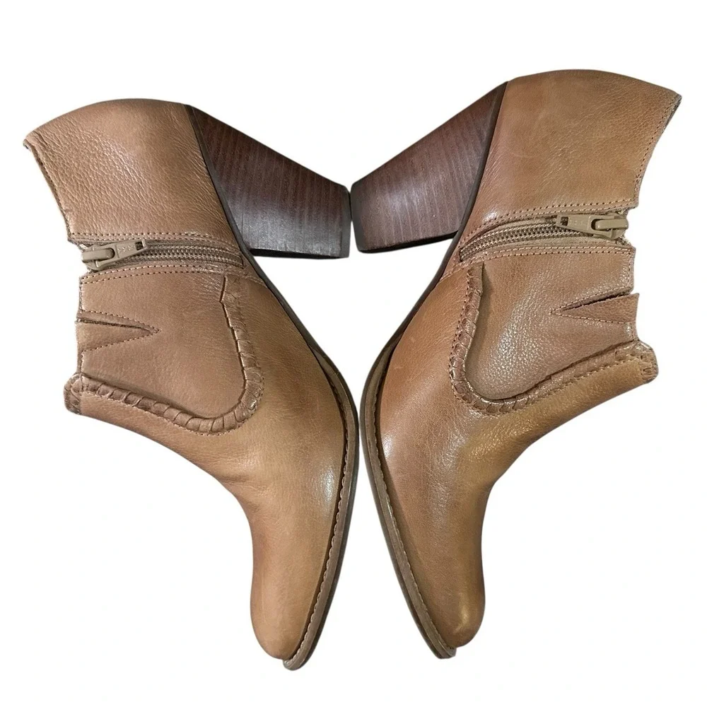 Jack Rogers Kyle Oak Brown Leather Whipstitch Ankle Booties Women's Size 9 M Zip